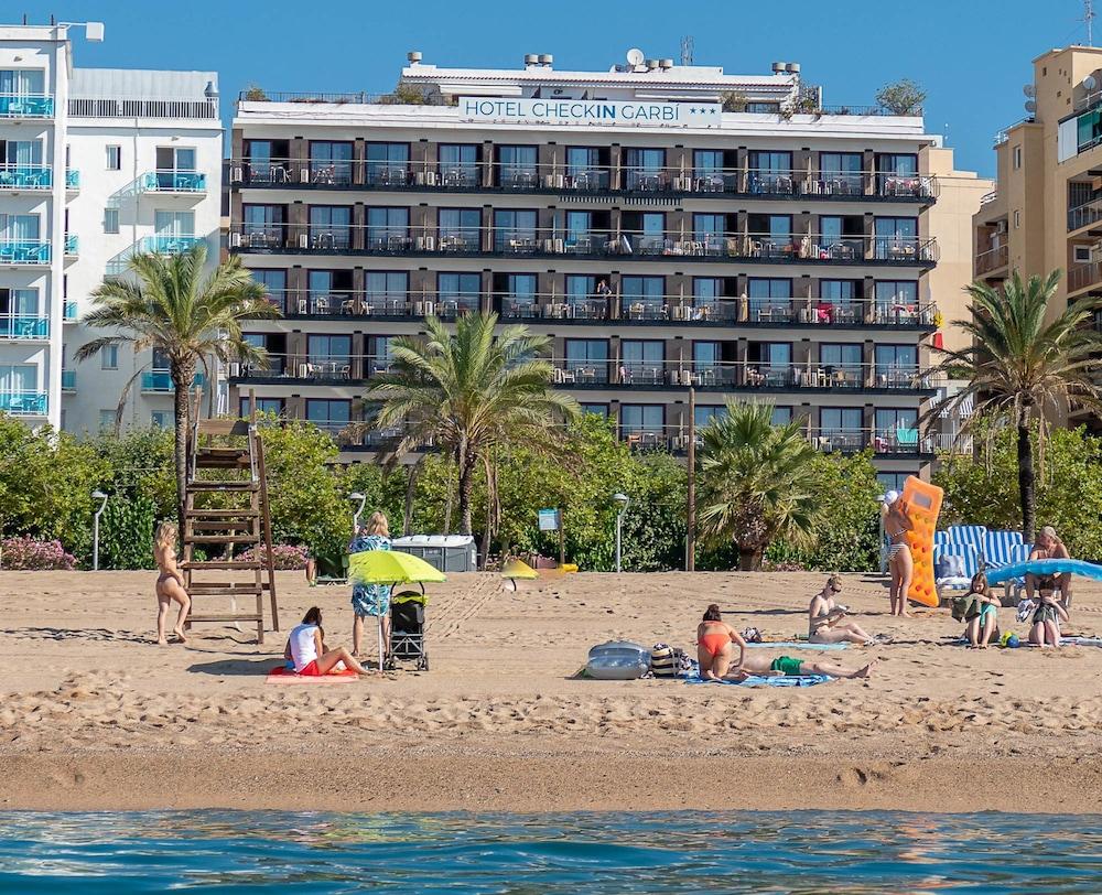 Checkin Garbí Hotel Calella Exterior foto